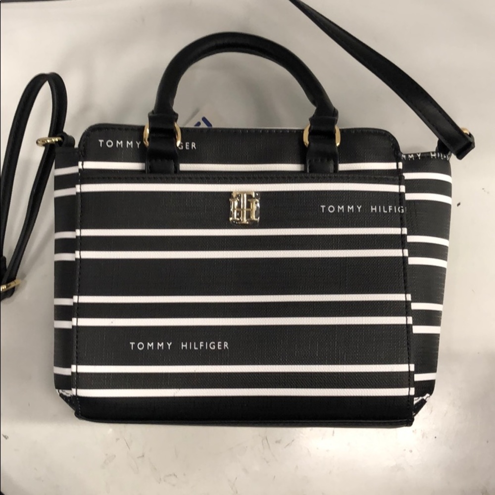 Brand New TOMMY HILFIGER Shoulder/Handbag